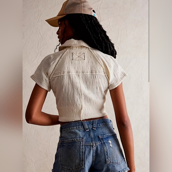 We the Free Louisa Smocked Short - Picture 2 of 6